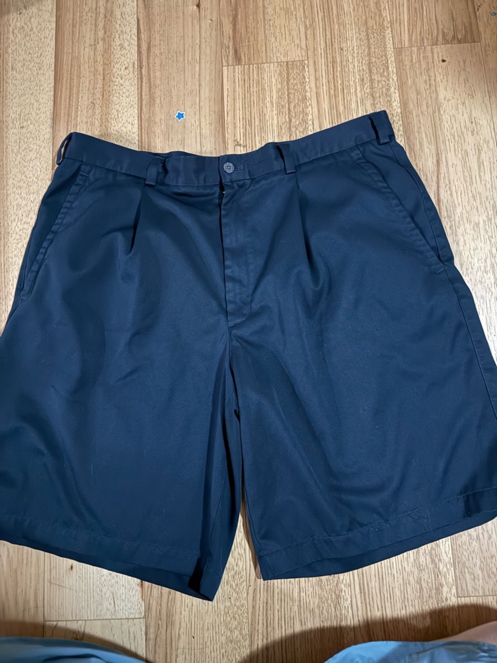 Nike Men's Navy Flat-Front Golf Shorts